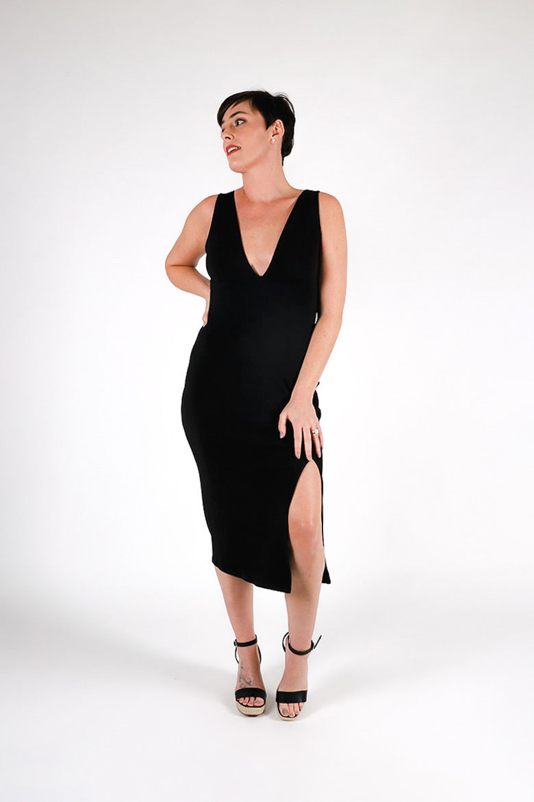 Take A Plunge V-Dress | Black